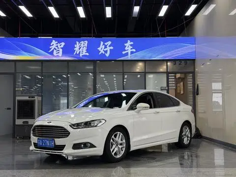 Ford Mondeo 2013 — фото 1