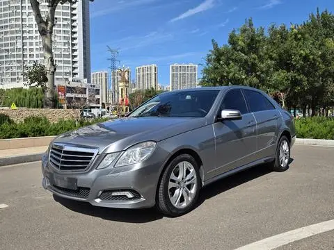 Mercedes-Benz E-Class 2010