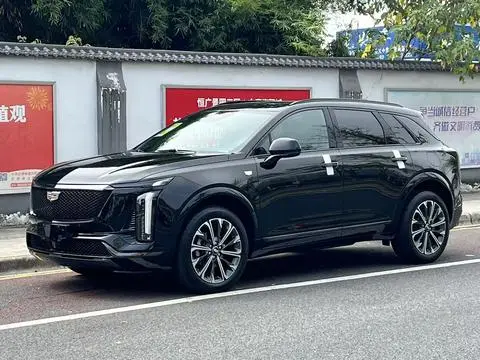 Cadillac XT5 2025