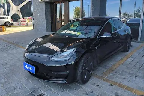 Tesla Model 3 2019 — фото 1