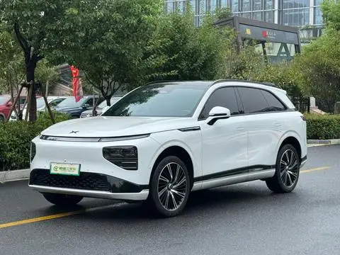XPeng 小鹏G9 2022