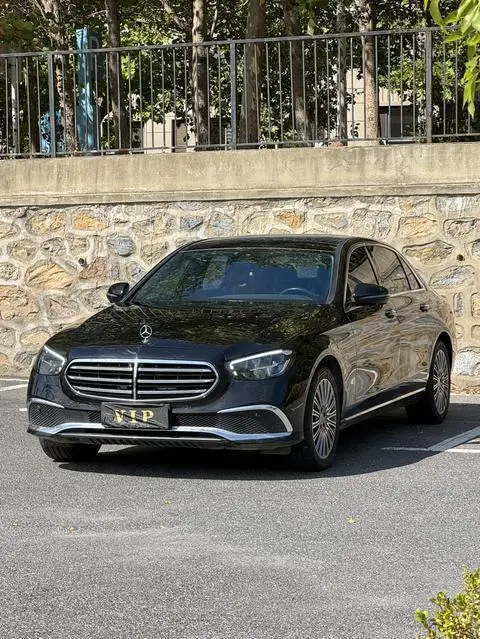 Mercedes-Benz E-Class 2023