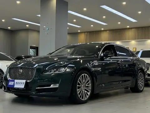 Jaguar XJ 2016
