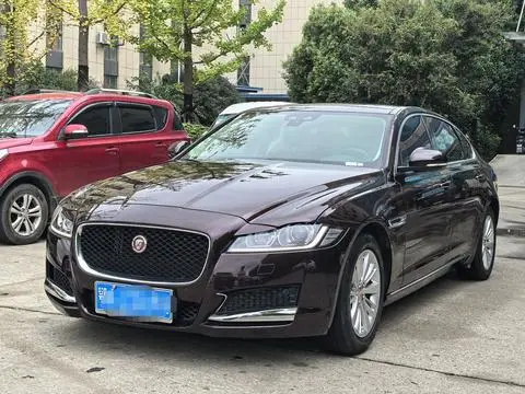Jaguar XFL 2017