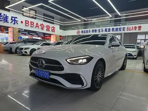 Mercedes-Benz C-Class 2025