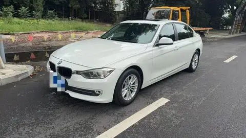 BMW 3 Series 2015 — фото 1
