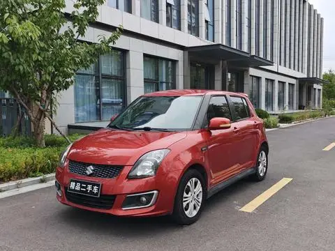 Suzuki 雨燕 2013