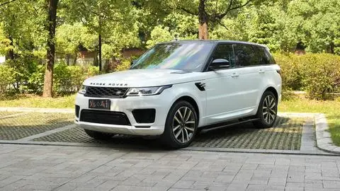 Land Rover 揽胜运动 2018 — фото 1