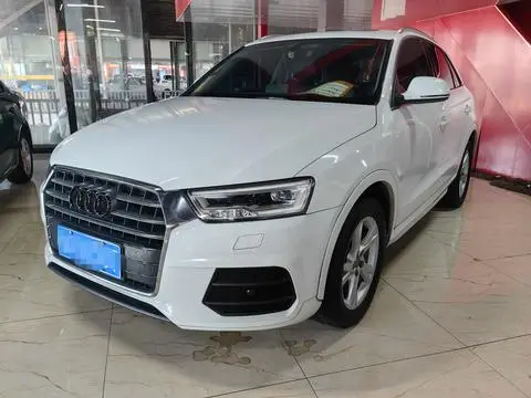 Audi Q3 2018 — фото 1