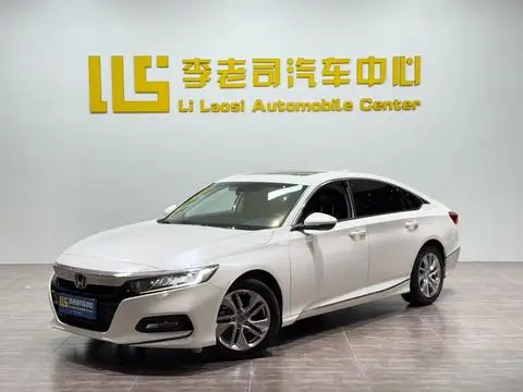 Honda Accord 2018 — фото 1