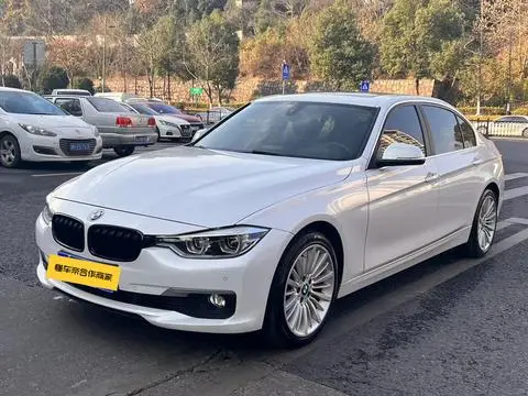 BMW 3 Series 2018 — фото 1