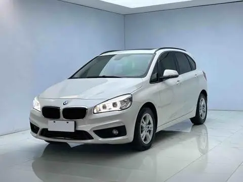 BMW 2 Series 旅行车 2016 — фото 1