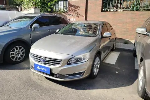 Volvo S60 2015