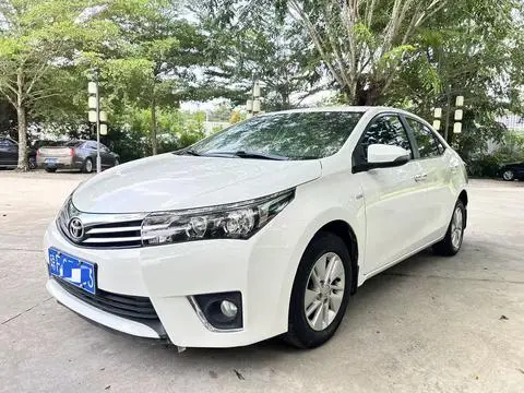 Toyota Corolla 2017 — фото 1
