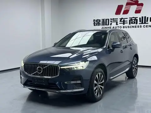 Volvo XC60 2025