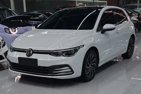 Volkswagen Golf 2021