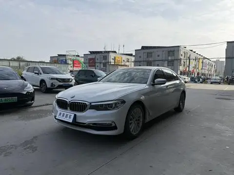 BMW 5 Series 2018 — фото 1