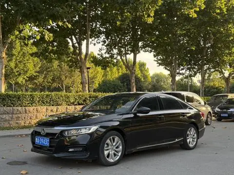Honda Accord 2018 — фото 1