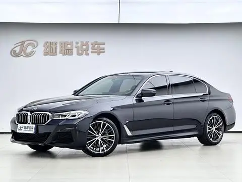 BMW 5 Series 2022 — фото 1