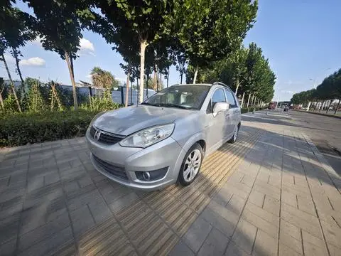 Suzuki 利亚纳A6 2014