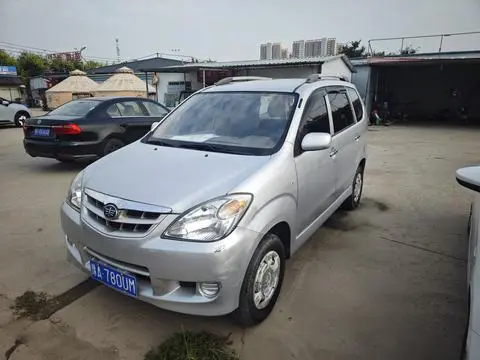 FAW 森雅M80 2014