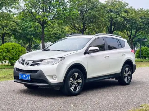 Toyota RAV4 2015