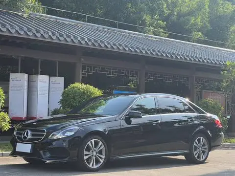 Mercedes-Benz E-Class 2015 — фото 1