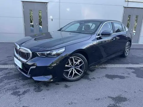 BMW i5 2025