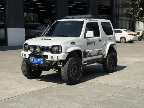 Suzuki 吉姆尼 2015