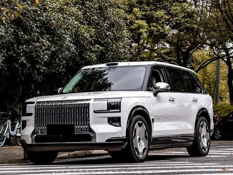 ZEEKR ZEEKR 9X 2025