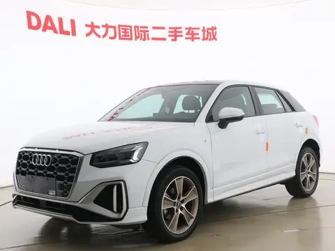 Audi Q2L 2022