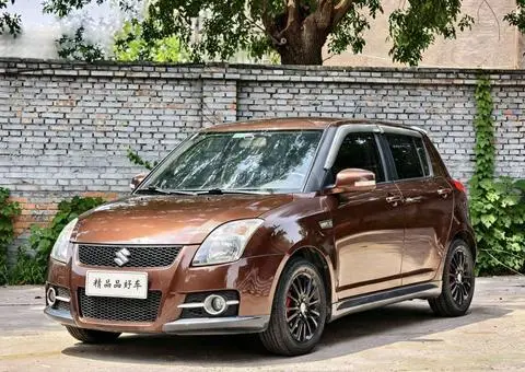 Suzuki 雨燕 2013