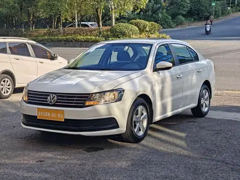 Volkswagen Lavida 2015 — фото 1