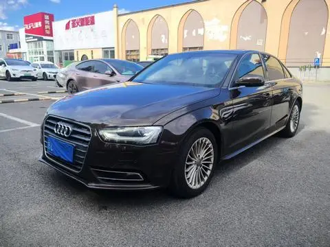 Audi A4L 2015 — фото 1