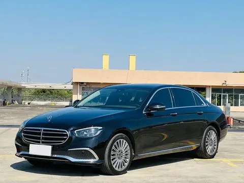 Mercedes-Benz E-Class 2023 — фото 1