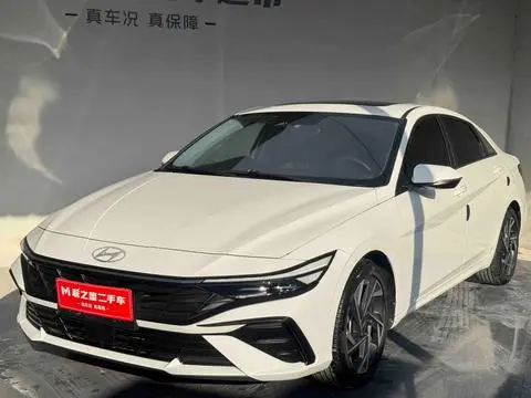Hyundai Elantra 2023 — фото 1