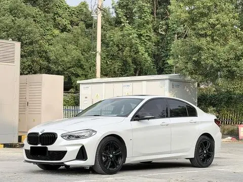 BMW 1 Series 2023
