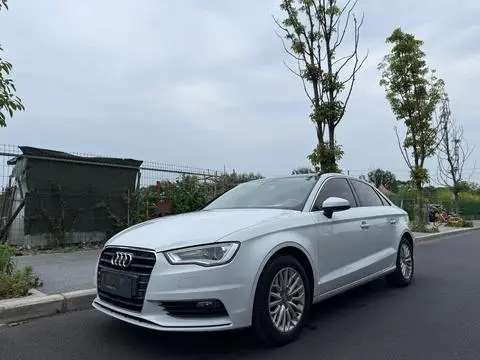 Audi A3 2016 — фото 1