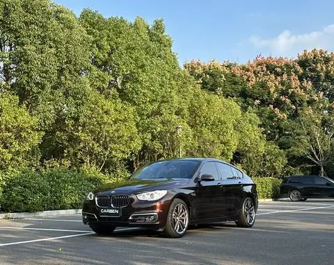 BMW 5 Series GT 2015