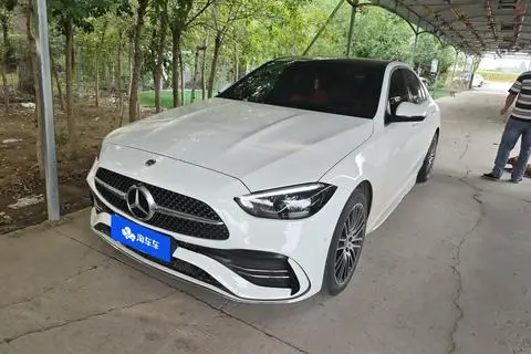 Mercedes-Benz C-Class 2025