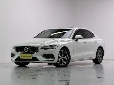 Volvo S60 2023
