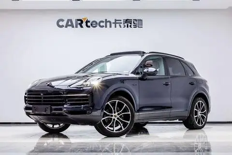 Porsche Cayenne E-Hybrid 2023