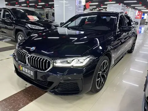 BMW 5 Series 2022 — фото 1