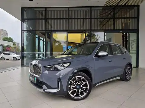 BMW iX1 2023