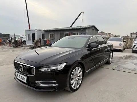 Volvo S90 PHEV 2019