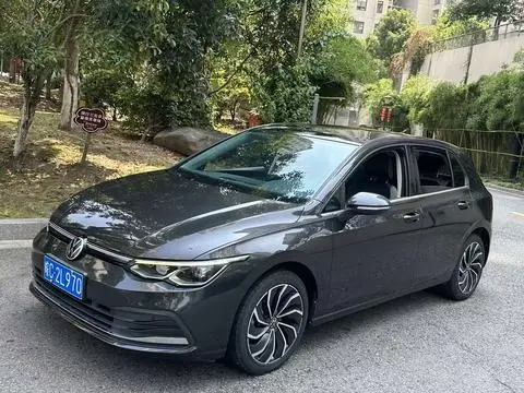 Volkswagen Golf 2021