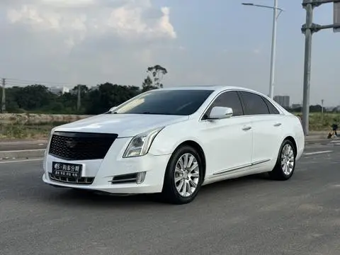 Cadillac XTS 2013