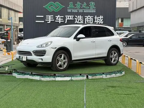 Porsche Cayenne 2014