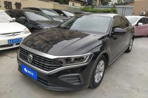 Volkswagen Passat 2022