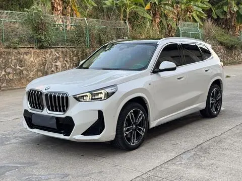 BMW X1 2023 — фото 1